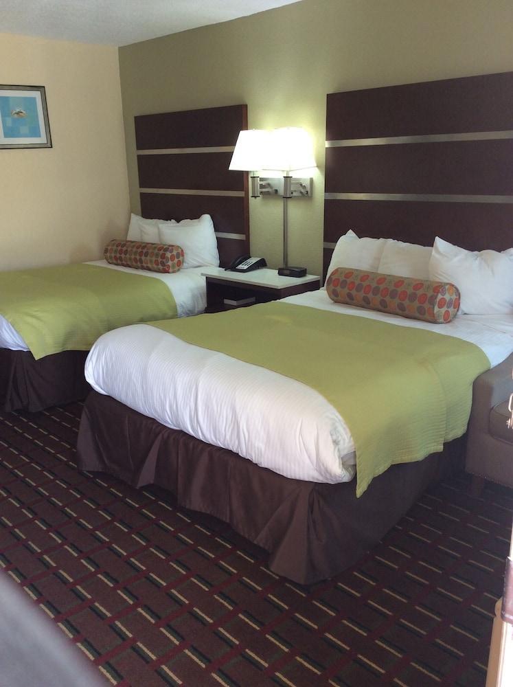 Days Inn By Wyndham Cornelia Luaran gambar